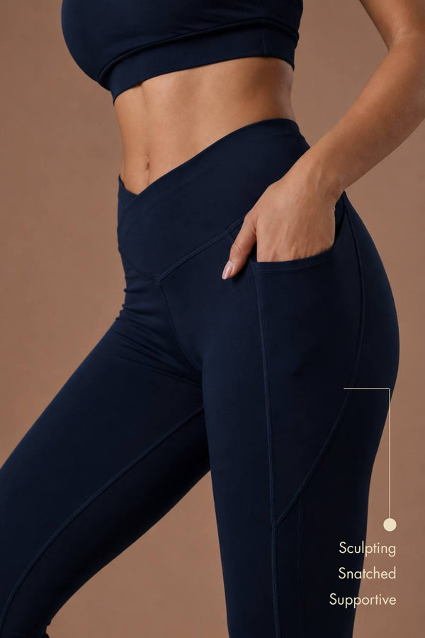 Carbon Crossband Legging (Midnight Navy)