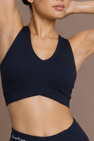SlowFlow V-Neck Sports Bra (Carbon Black)